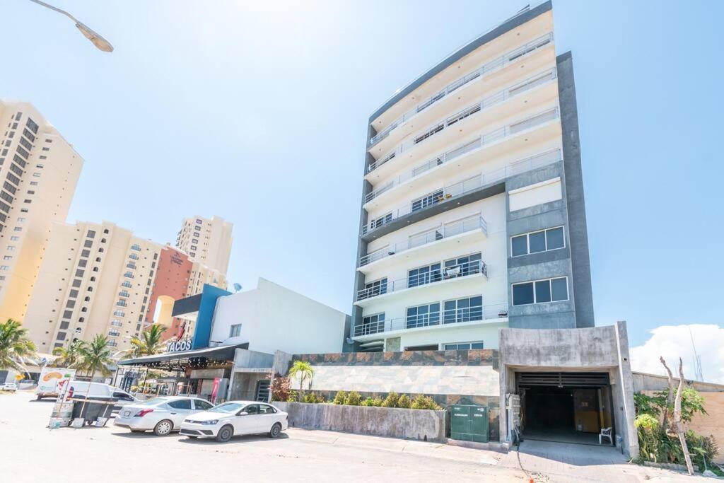 Lujo En Alturas Dpto En Zona Tranquila Mazatlán